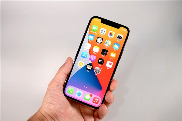 乡城苹果手机维修分享iOS 14.2修订版已到，专属iPhone 12系列 